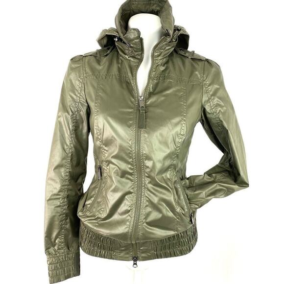 MACKAGE CAMO GREEN PACKABLE BOMBER RAIN JACKET SIZE XS - Picture 1 of 14